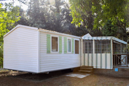 Tobago Mobile Home on Oléron Island with 2 Bedrooms