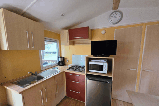 Mobile Home Tortuga Kitchen